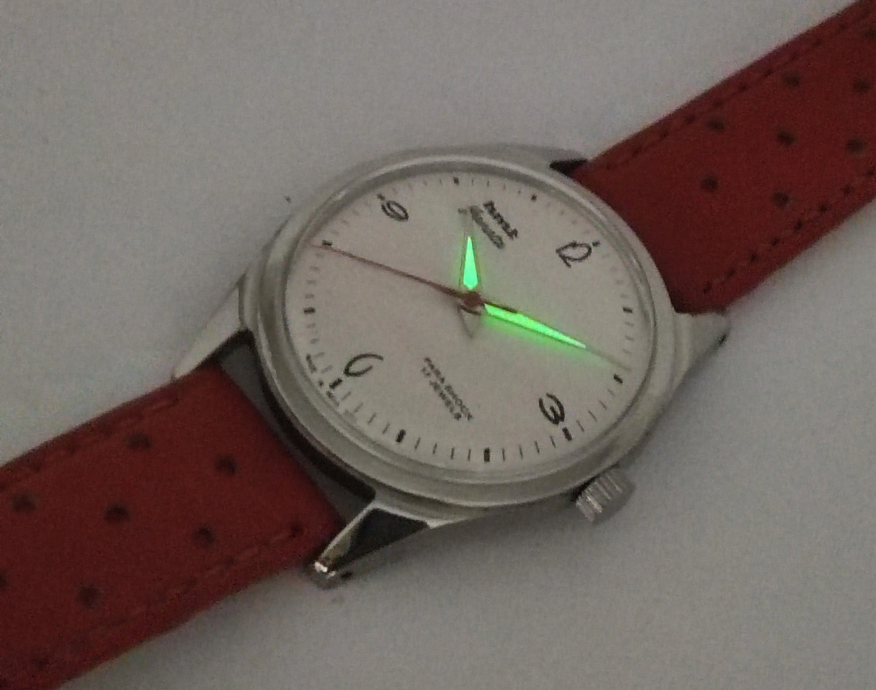 HMT Janata Para Shock 17 Jewels White Dial Radium Hands Mechanical Hand winding Men's Wrist Watch