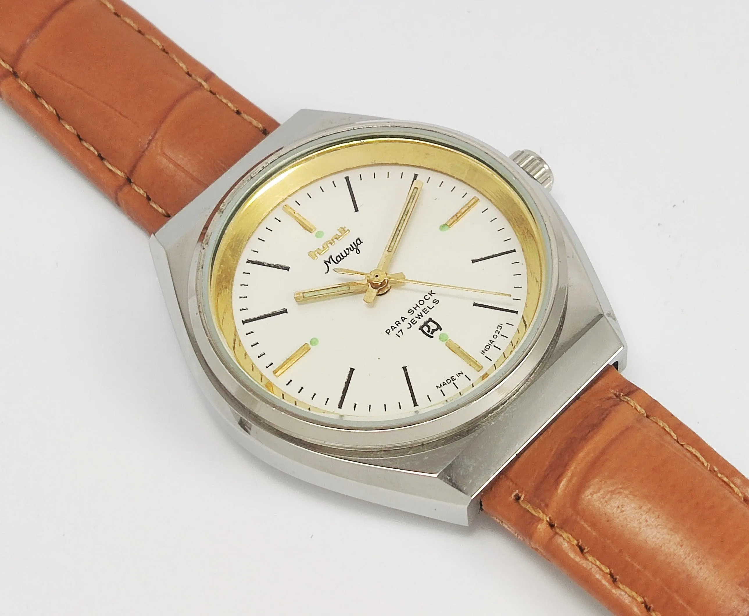 HMT Maurya Para Shock 17 Jewels Cream Dial Mechanical Hand winding Men's Wrist Watch