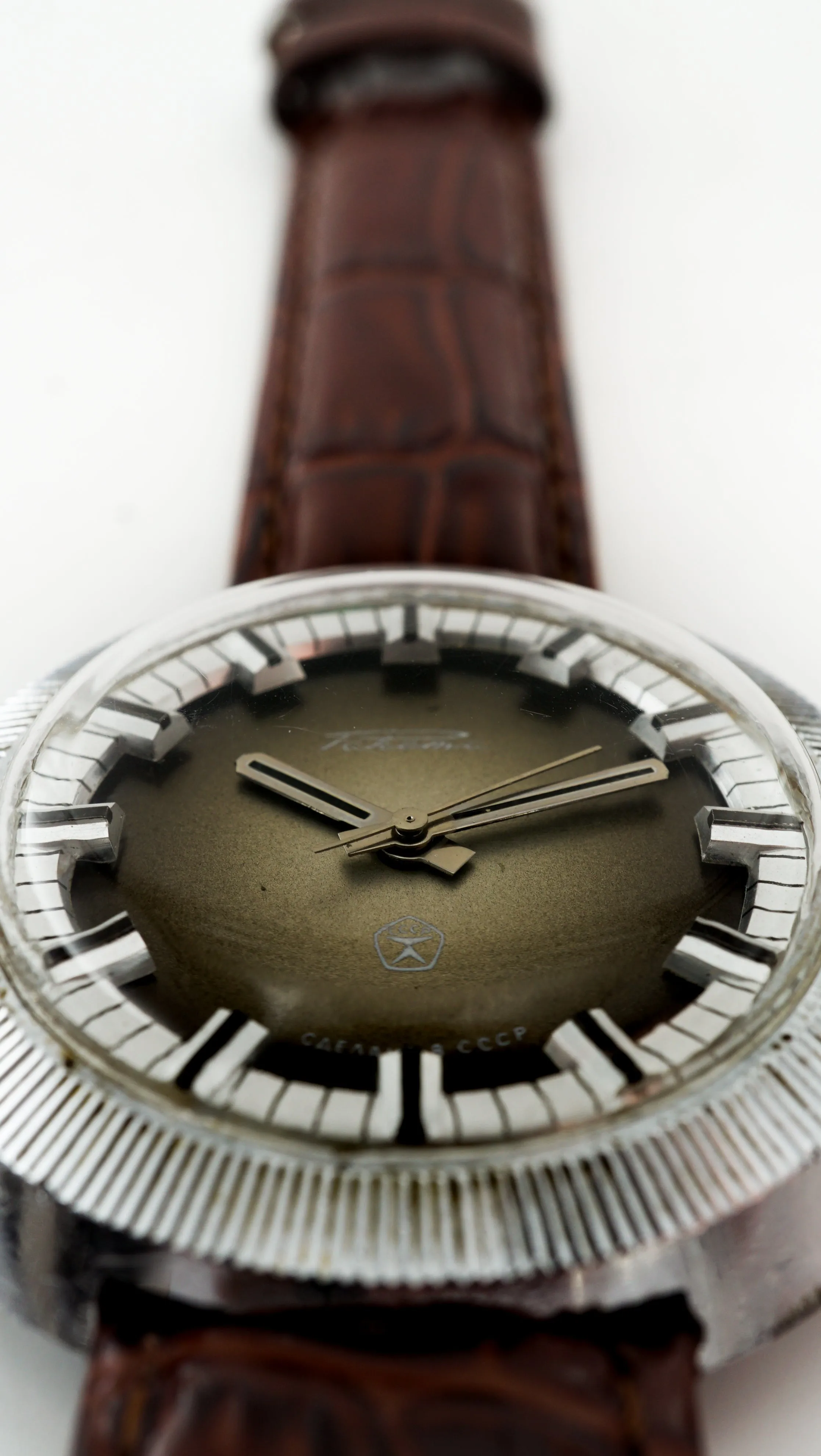 Retro mechanical Raketa watch 2609.HA soviet wristwatch